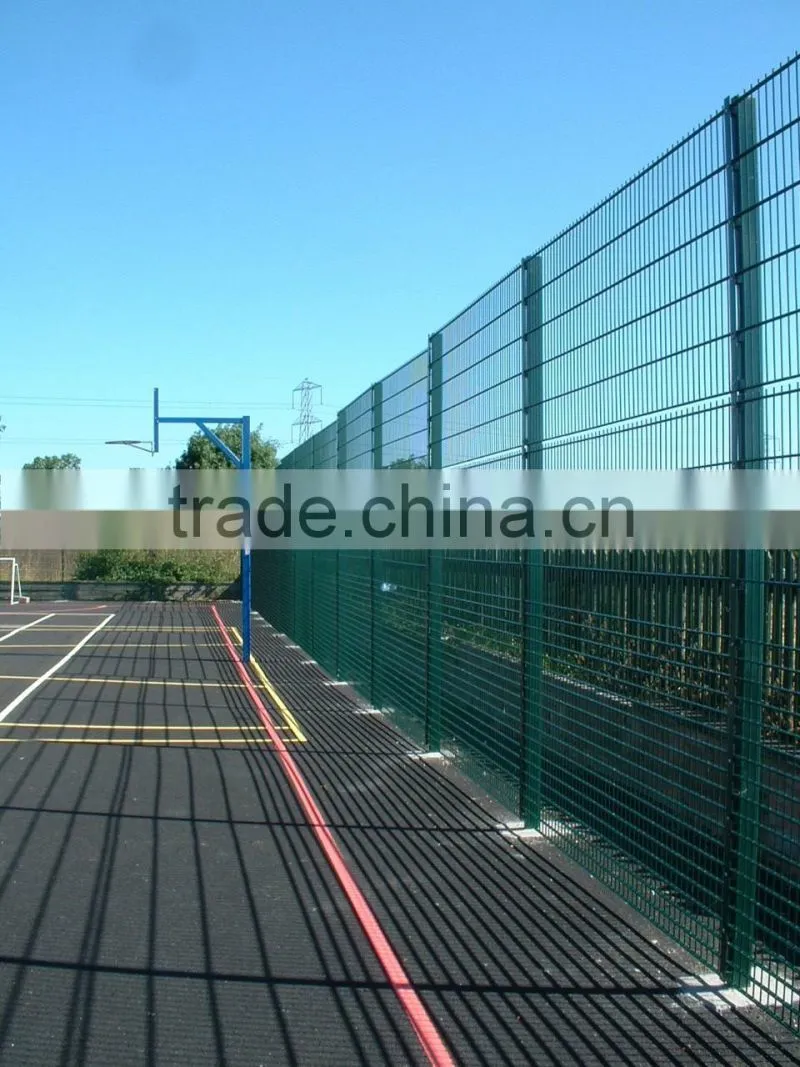 Galvanized low carbon steel boundary wall wire mesh fence