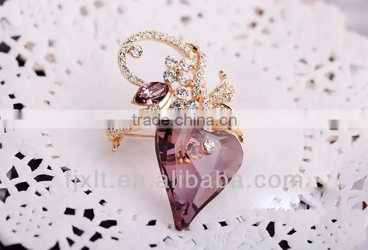Hot Sale Imported Austrian Crystal Heart Shaped Brooch