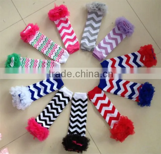 2013 new design Wholesale baby chevron print ruffle leg warmer