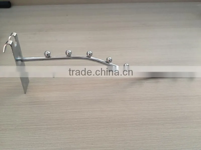Display Metal Grid Wall 7 Ball Hooks Non Slip Curved Hanger Clothing Accessories