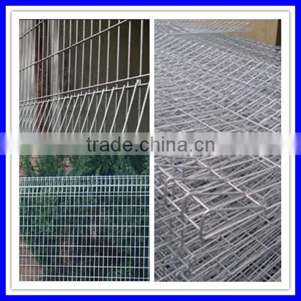 Decorative triangle fence/top and bottom roll top fence