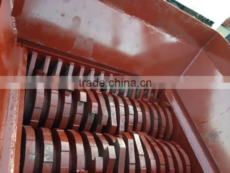 Strong performance industrial plastic shredder