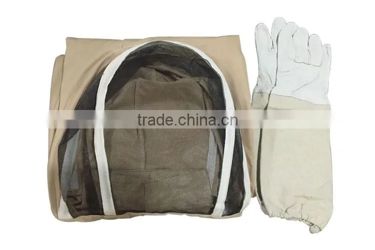 Thick cotton material anti-bee suitst with attached helmet