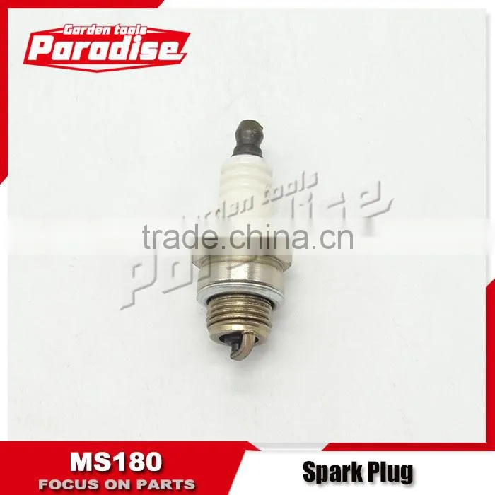 Gasoline Chainsaw Parts Spark Plug of MS180 chainsaw
