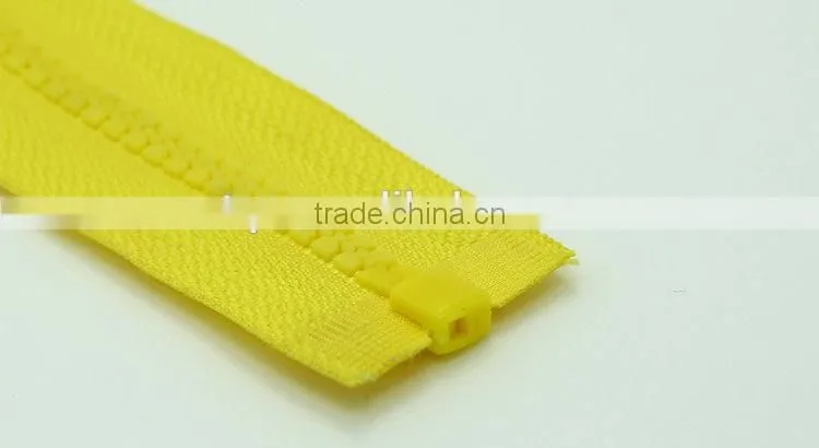 #5 Open End Plastic Zippers, zips