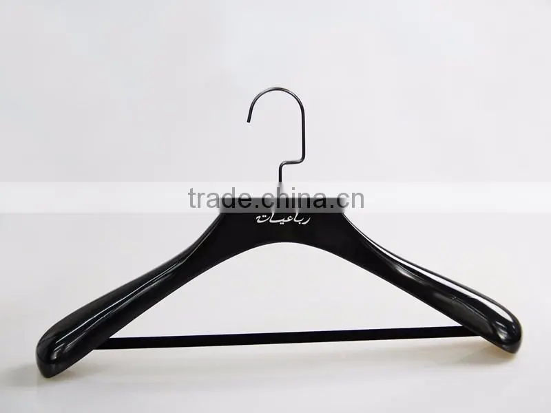 Custom logo wood coat hanger with velvet shoulder wooden hanger for clothes