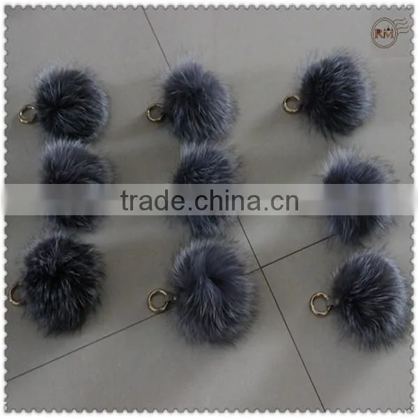 Fluffy Fox Fur Pompons in Factory Wholesale Price