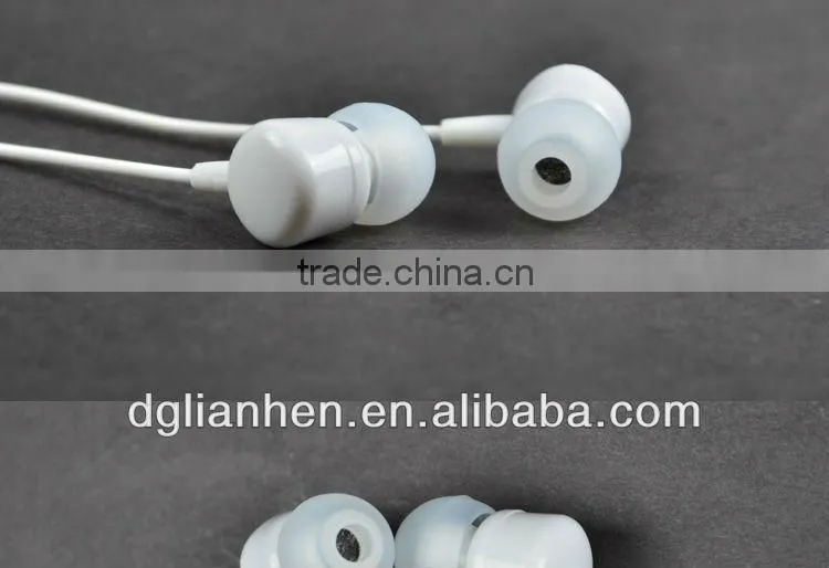 ULDUM hot popular headphone the new boutique bass sound in-ear earphone headphone