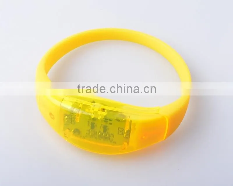Voice Activated Noise Flashing Bracelet,silicon led bracelet
