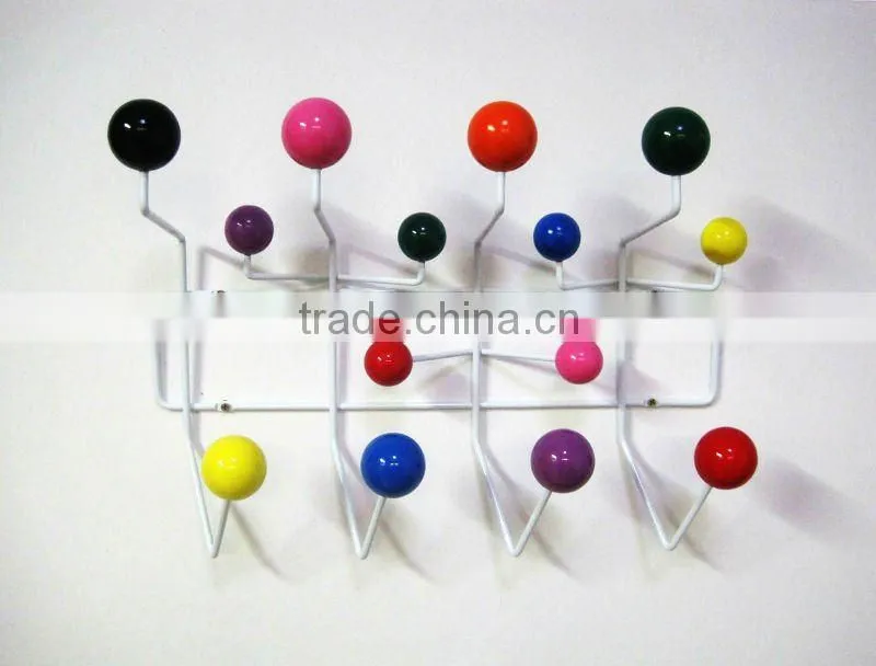 the newest and hottest multifunctional hanger with many hooks