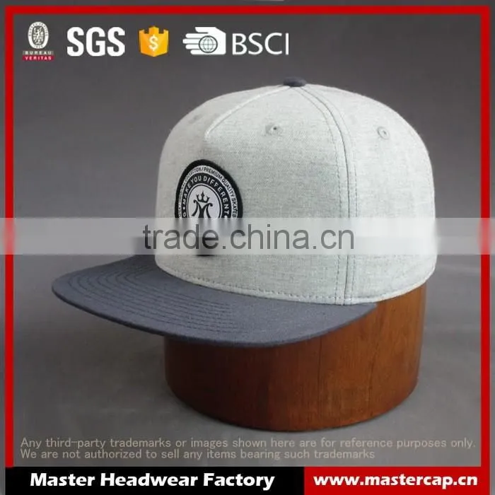 Custom 100% cotton 6-panel snapback cap with front woven label