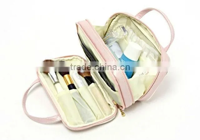 Elegent Handle Toiletry Kit Small Makeup Case