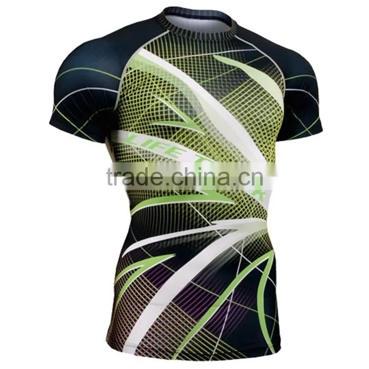 2015 Professional Fitness Wear Black Compression Shirt for Training/Yoga