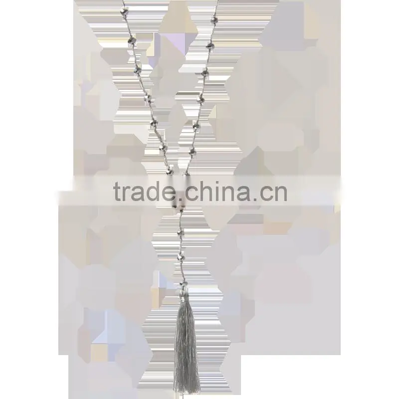 China trendy red handmade tassel necklace, latest design beads necklace