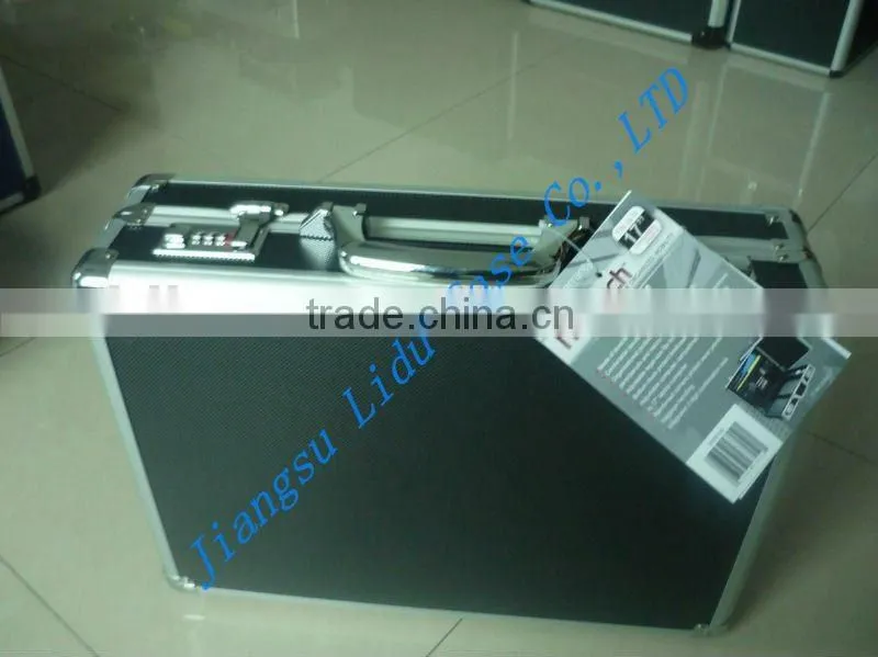 Aluminum laptop case