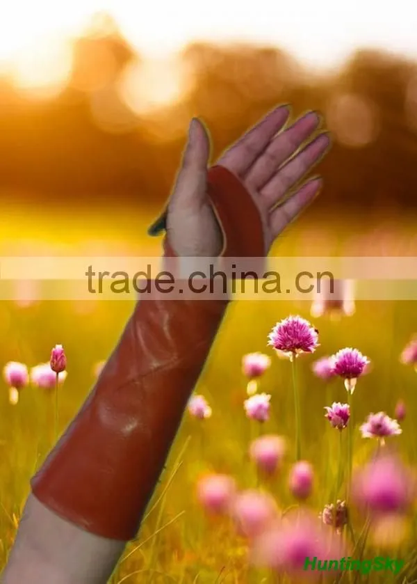 Archery Gloves Brown Color Leather Arm Guard For Archery Target