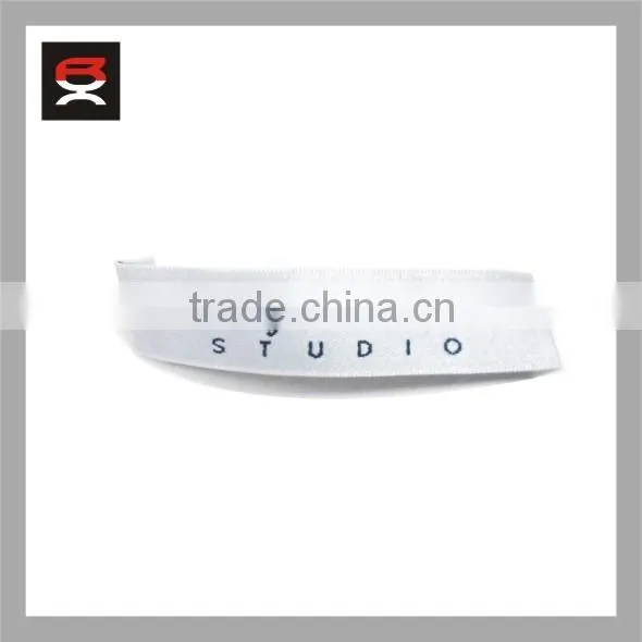 High quality custom satin woven label for clothing