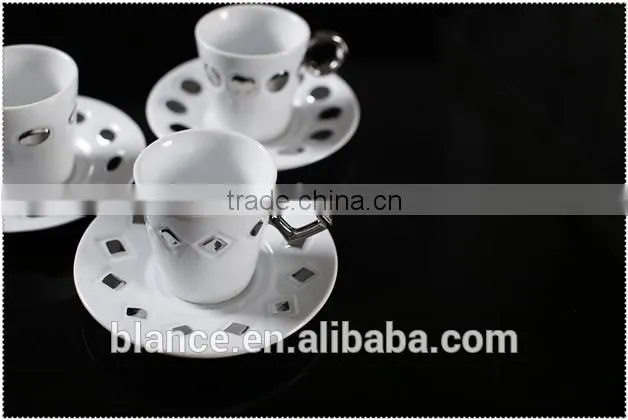kinds of shape ceramic mug with geometry handle