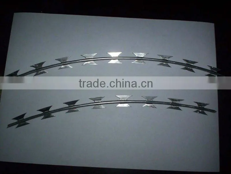 2016 hot sale high quality blade barbed wire