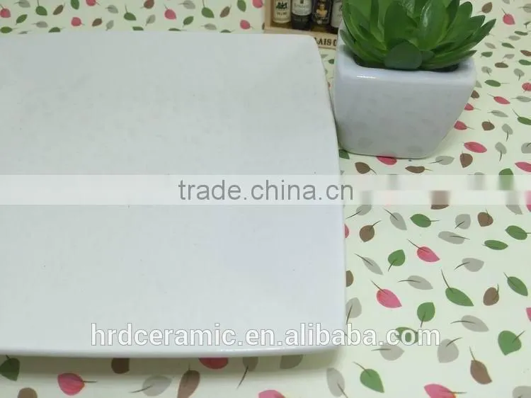 Stocked ceramic porcelain plate wholesale serving dishes for daily used
