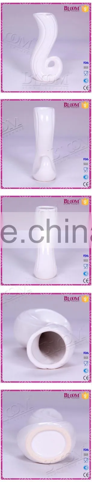 White ceramic craft decoration flower vase stand