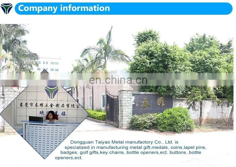 Hot sales in Europe Zinc alloy Eiffel tower keychain for gifts