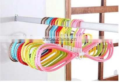 Wide Usely Hot sale Plastic Flocked Hangers For cloth shop