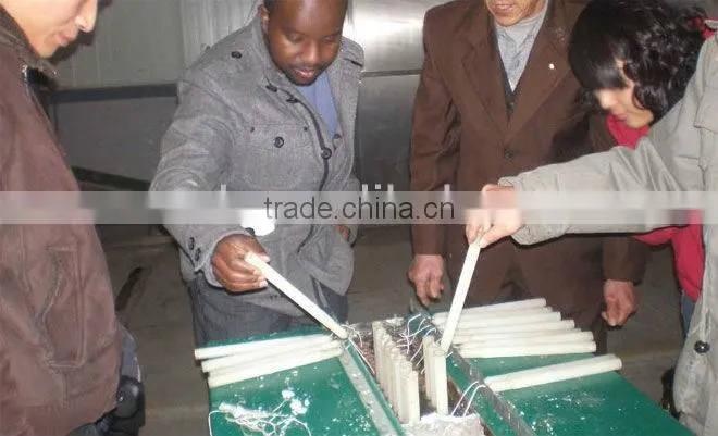 Candle pouring wax pouring machine