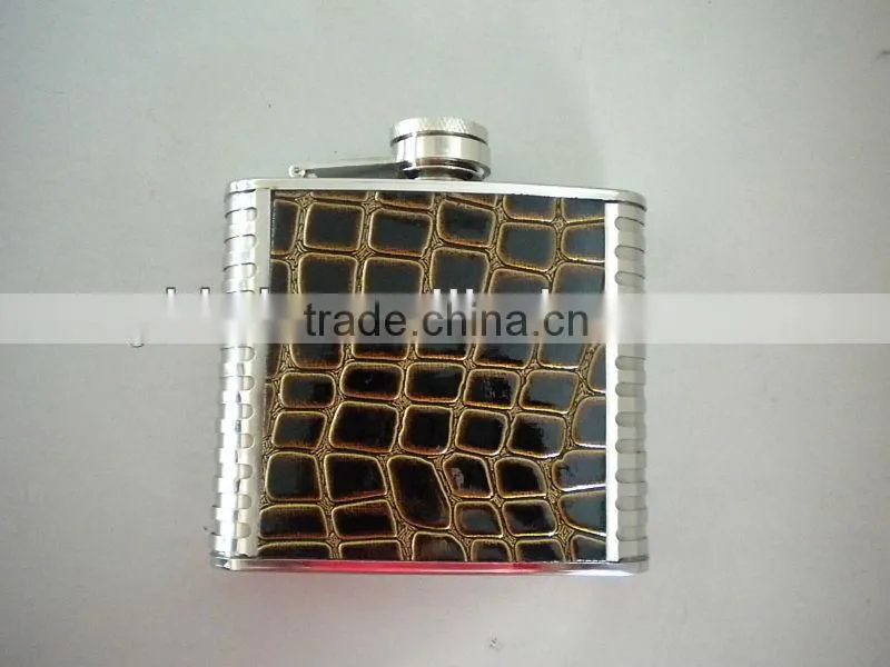 Stainless steel leather hip flask