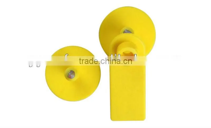 Pig / sheep ear tag with TPU material in yellow