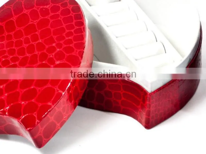 High quality heart shape paper jewelry gift box with velvet pad