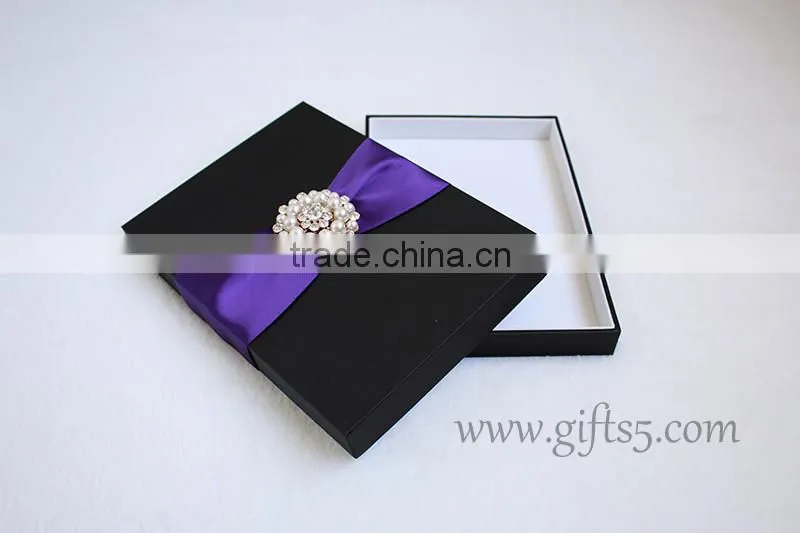 Gorgeous Silk Box Wedding Invitations Card Box Wholesale