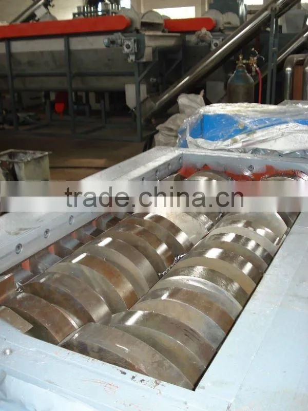 waste rubber shredding equiments