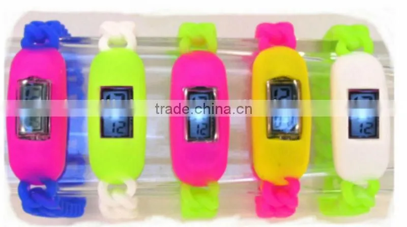 New sports silicone watch led watch trendy digital twist watch
