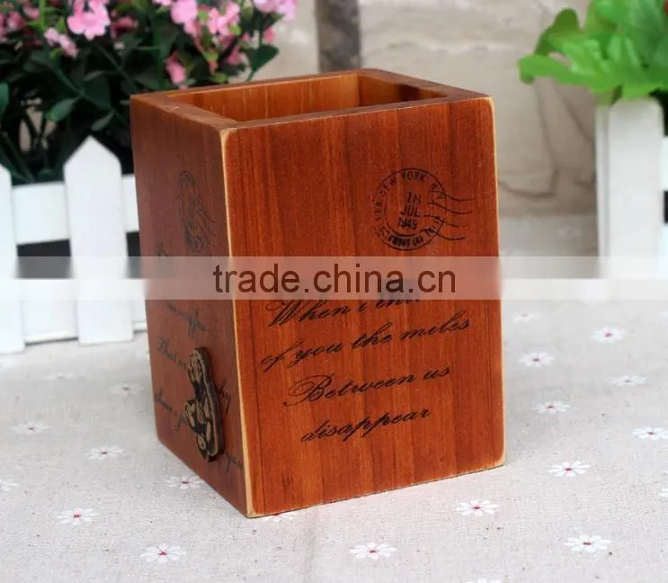 Zakka do old wooden pen container