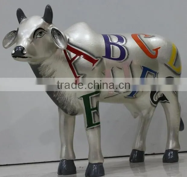 Excellent Classic resin designer cow Statue