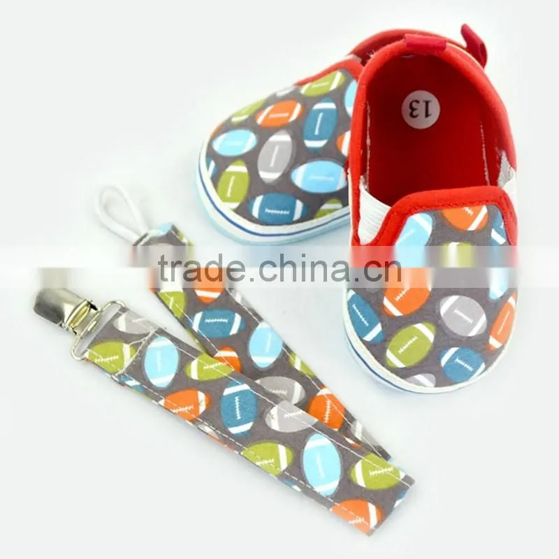 Cute Rugby Pattern Newborn Crib Shoes Baby Shoes Matching Pacifier Clip