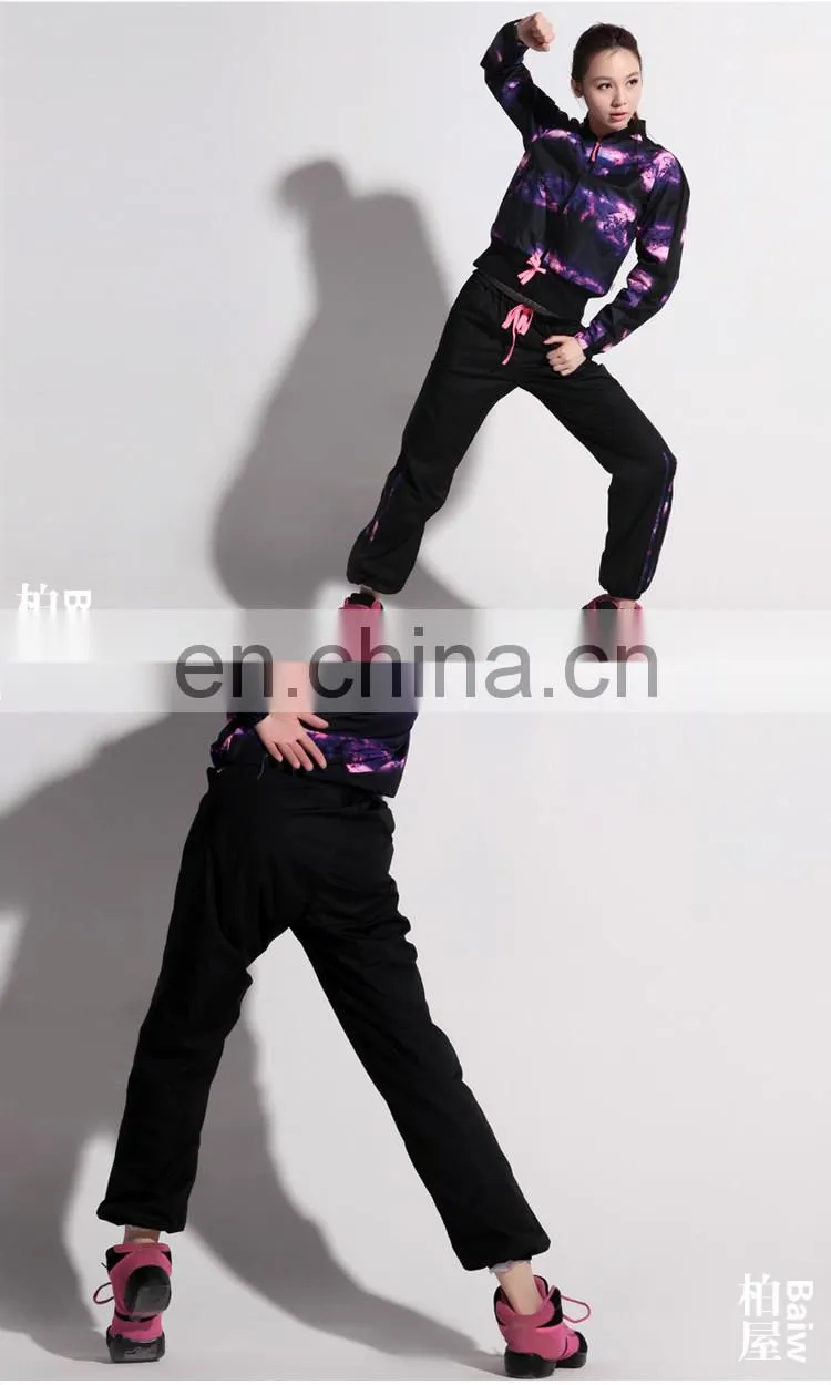 116162002 Jogging Pants outdoor sauna