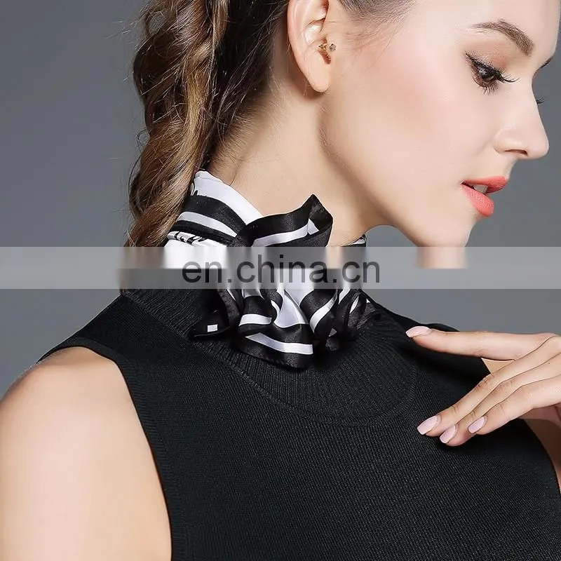 2017 New black and white silk scarf for women neckerchief print silk scarf