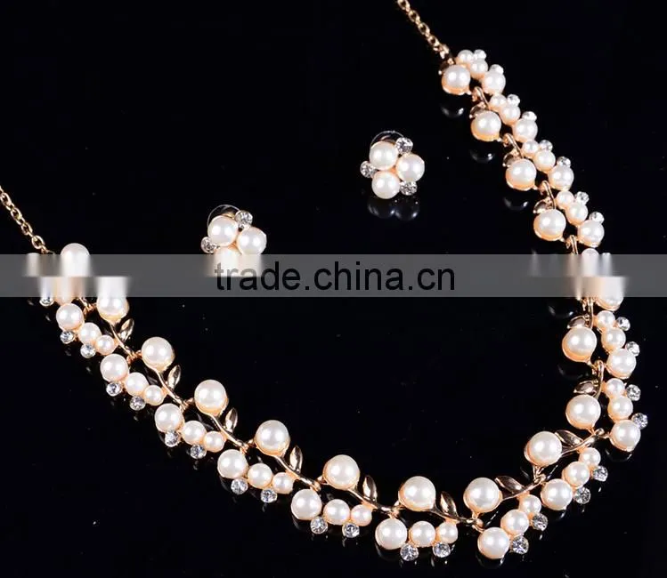 Fashion design new style popular trend high quality pearl necklace earring set