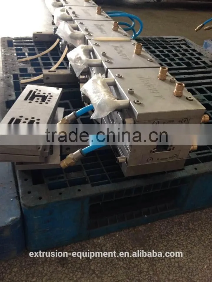 Chinese profile tooling maker to provide mould for doors and wall