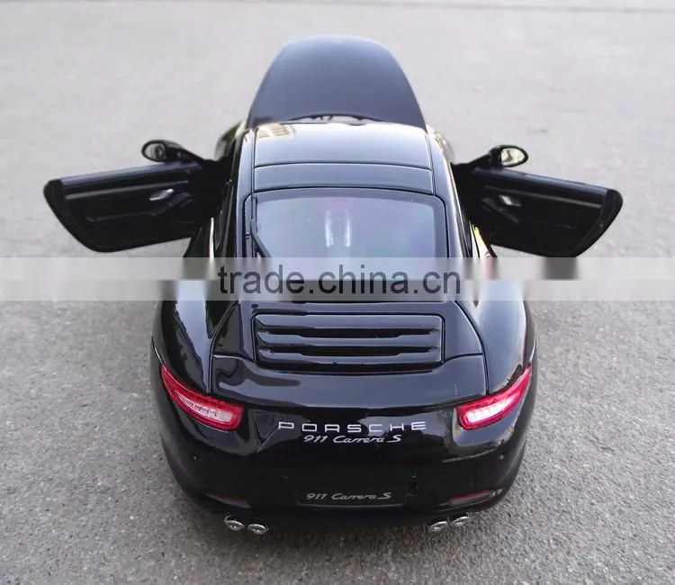 1/18 scale alloy model car