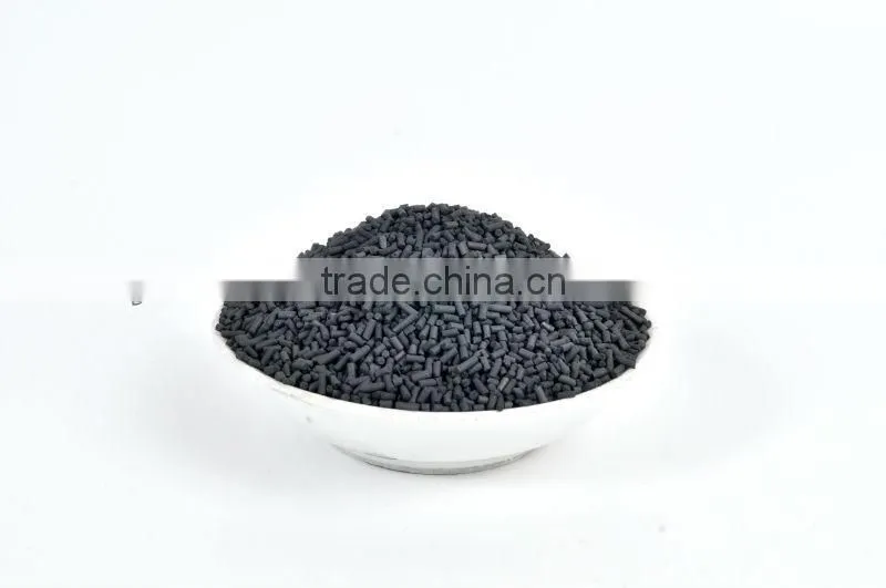 Oil bleaching through activated carbon