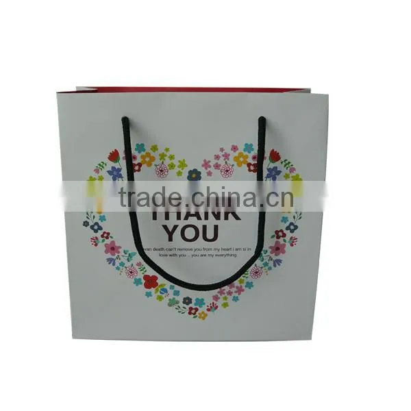 round striped gift box for cake packaging