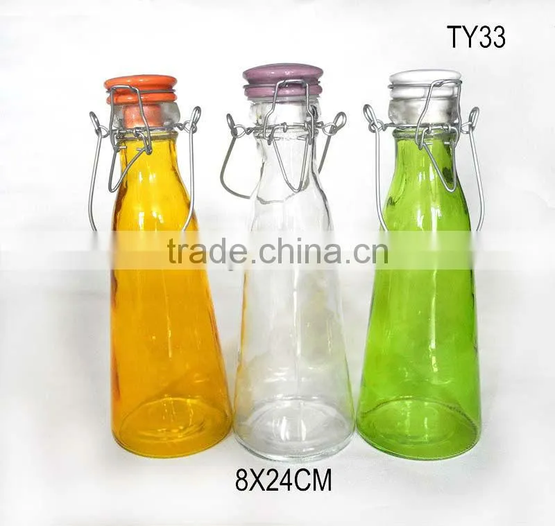 nice cheap colored cylinder spraying glass bottle with ceramic clip lid