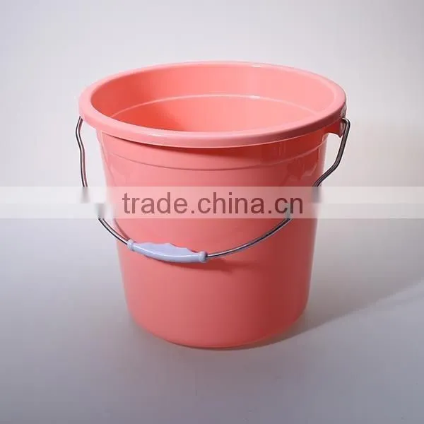 Cheap cylindrical shaped Plastic Bucket with Handle