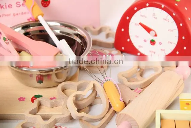 Wooden strawberry home made cooking set toy