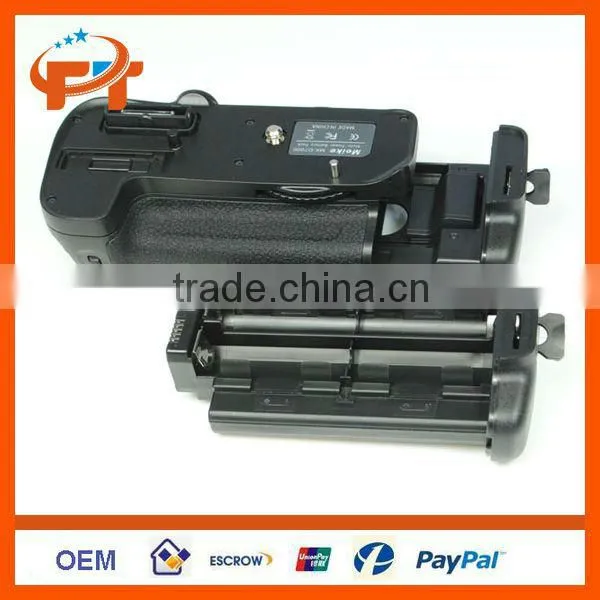 Meike Vertical Battery Grip for Nikon D7000 EN-EL15 MB-D11