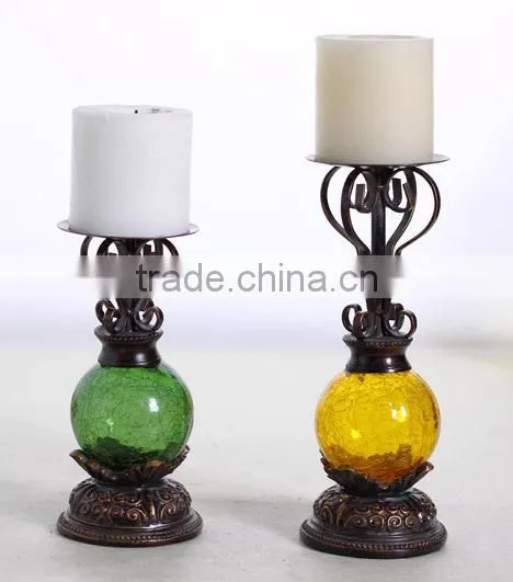 2015 latest Wholesale A pair of Traditional columnar type ,European and American retroresin antique candle holders