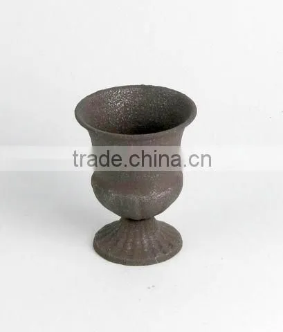 8009412CA- Metal Urn